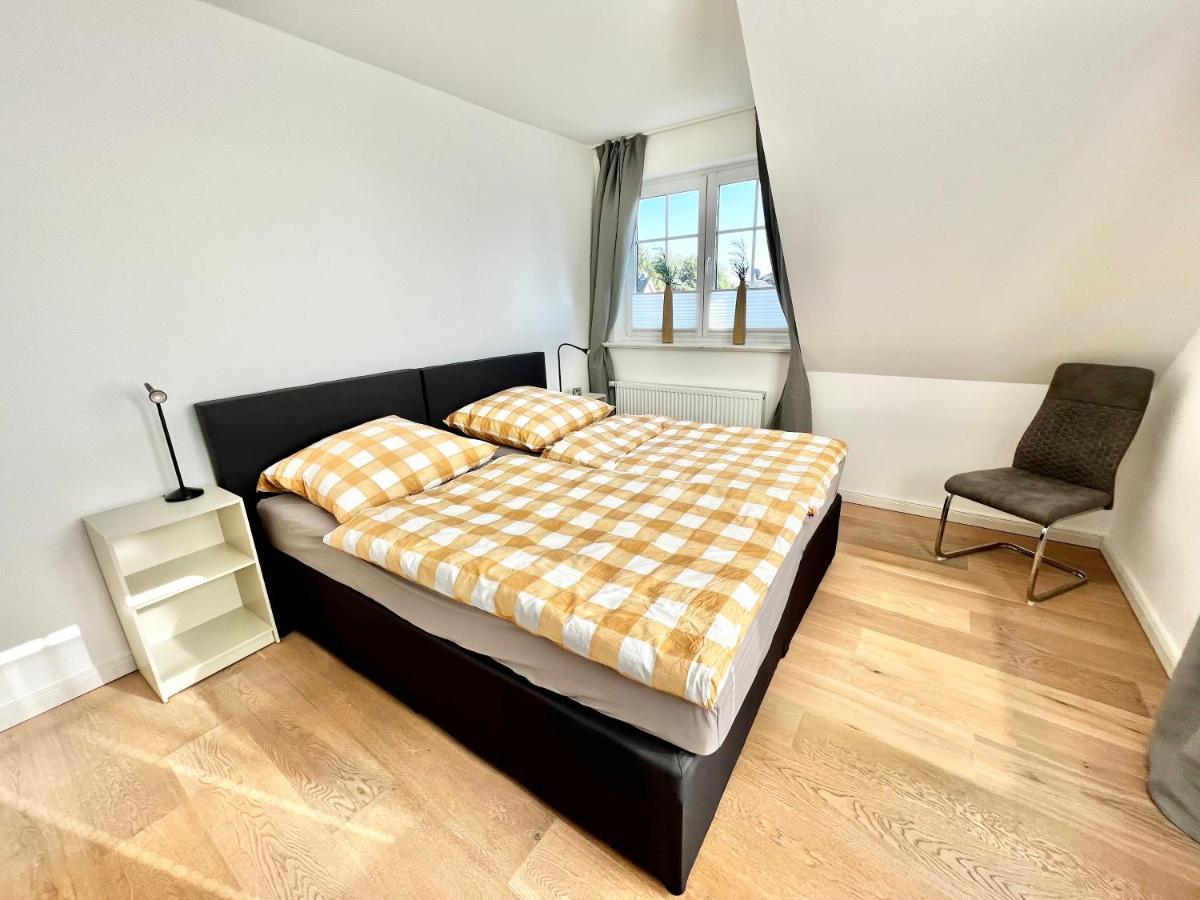 Luxurioese Doppelhaushaelfte Am Gruenen Rande Von Hamburg Apartment Oststeinbek Exterior photo